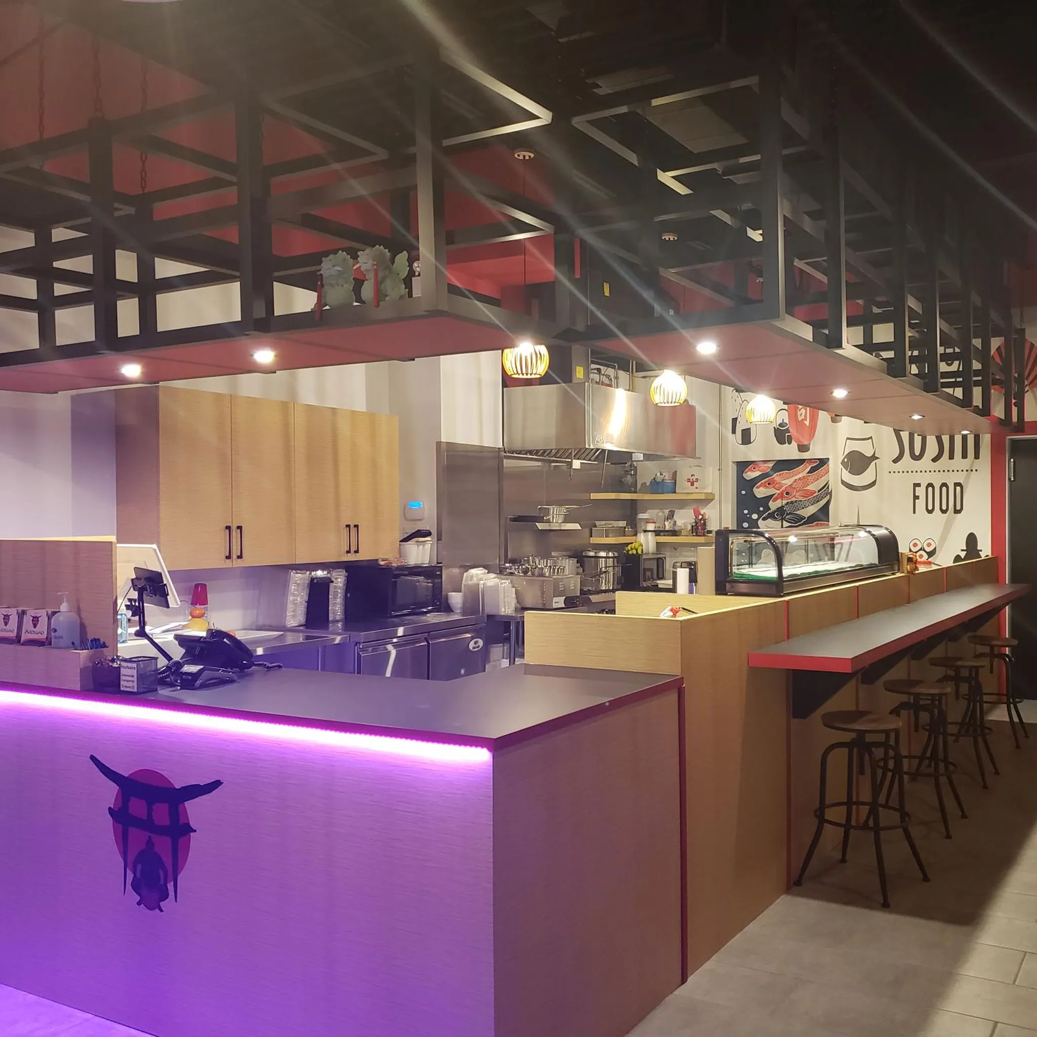 Cuisine ouverte et comptoir de Mitosumo à Mirabel